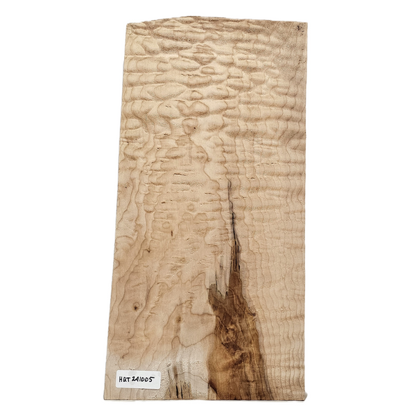 Beautiful two-toned quilted maple billet with 4A to 5A grade quilting throughout.  This piece does have scattered cell collapse. 
