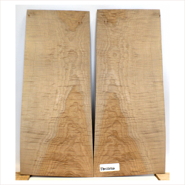 Two-tone, flat-sawn flame maple set with 5A figure and no defect.  This set has been sanded to 400 grit.  Dimensions: Thickness (each piece): .25", Width: 9.25", Length: 23".